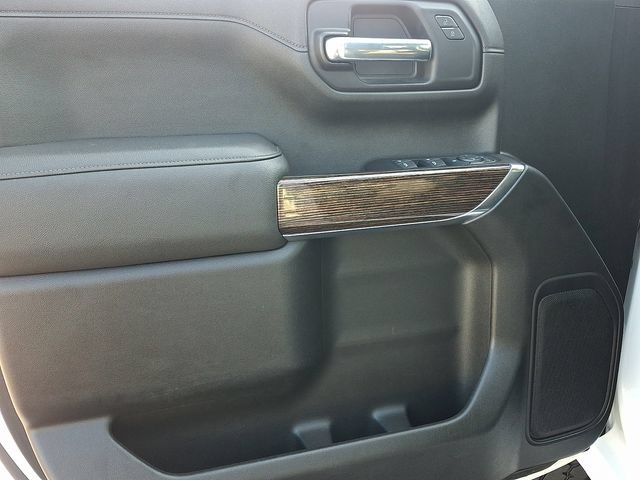 Used 2022 GMC Sierra 1500 SLE w/ X31 Off-Road Package AWD/4WD image 11