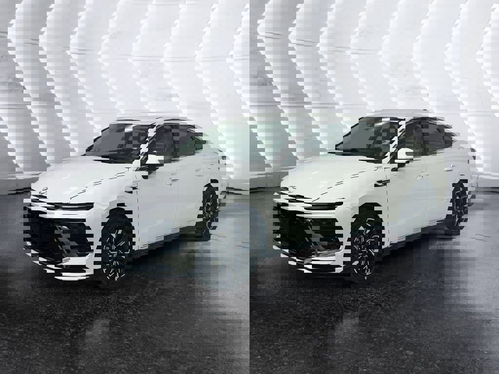 Used 2025 Hyundai Sonata SEL image 3