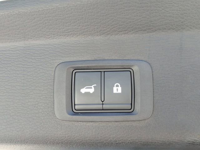 Used 2022 Mitsubishi Outlander SEL Black Edition image 14