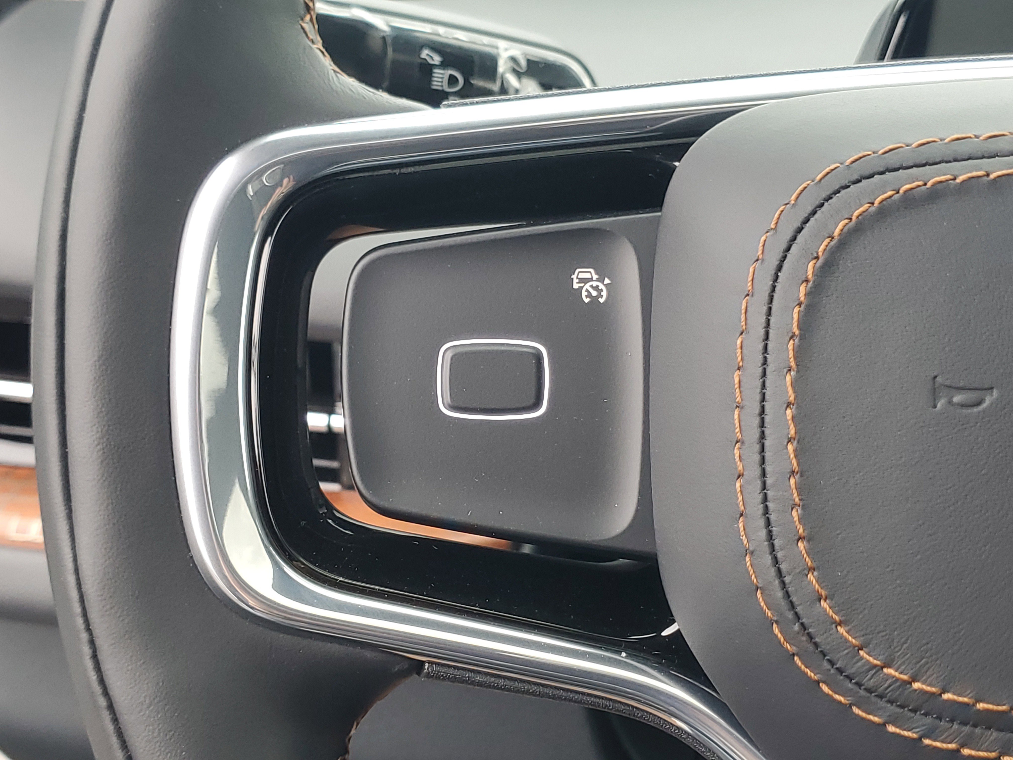 New 2026 Lincoln Navigator L Black Label AWD/4WD image 17