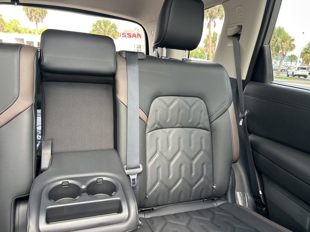 New 2026 Nissan Pathfinder Platinum w/ Cargo Package image 15