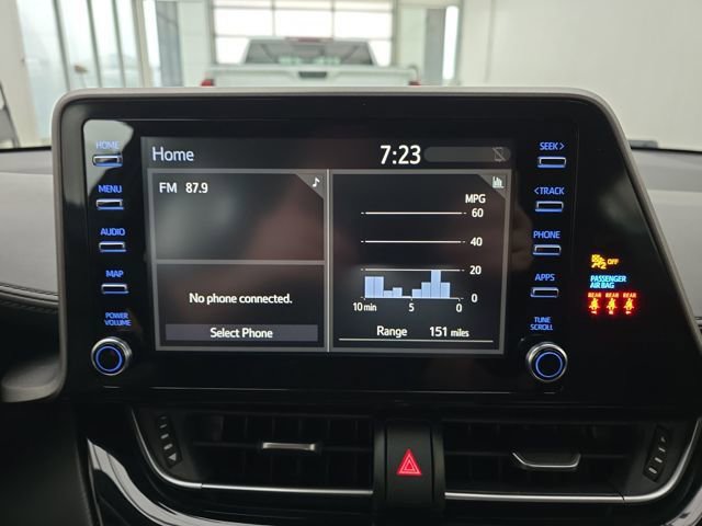 Used 2022 Toyota C-HR XLE image 19