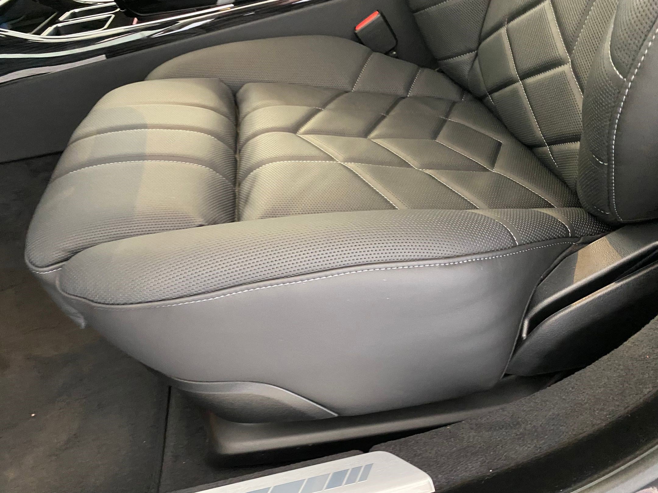 New 2026 BMW 740i xDrive image 12