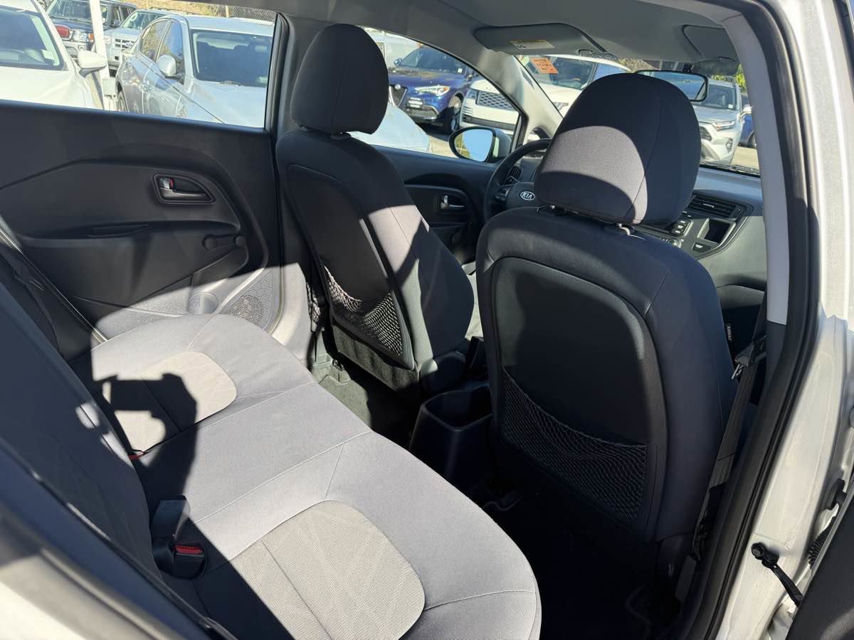 Used 2012 Kia Rio LX image 13