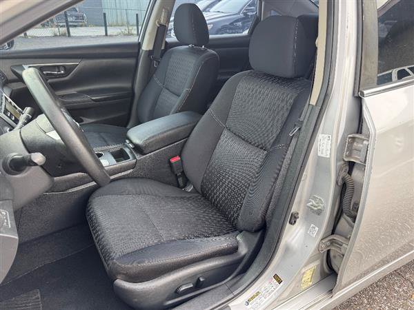 Used 2017 Nissan Altima 2.5 S w/ Power Driver Seat Package FWD image 7