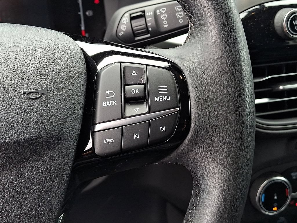 Used 2023 Ford Escape Active AWD/4WD image 22