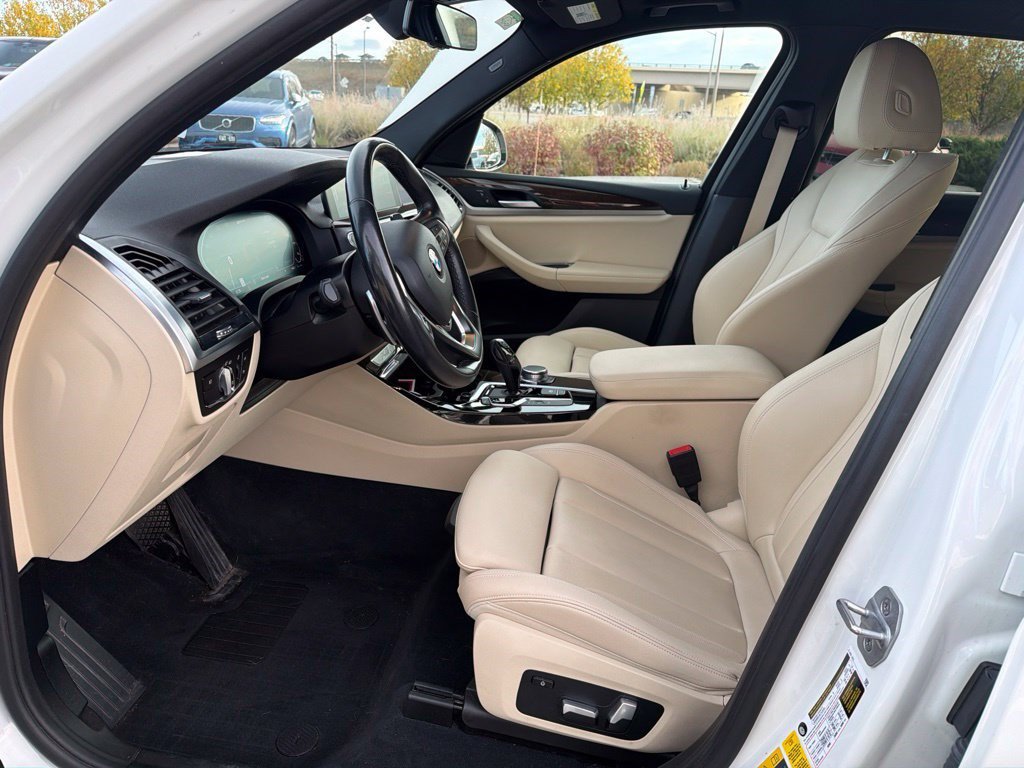 Used 2021 BMW X3 xDrive30e AWD/4WD image 10
