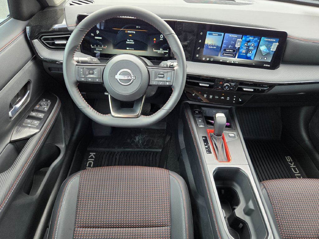 New 2026 Nissan Kicks SR w/ Cold Weather Package FWD image 11