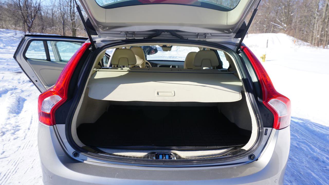 Used 2015 Volvo V60 T5 Premier w/ Convenience Package AWD/4WD image 27