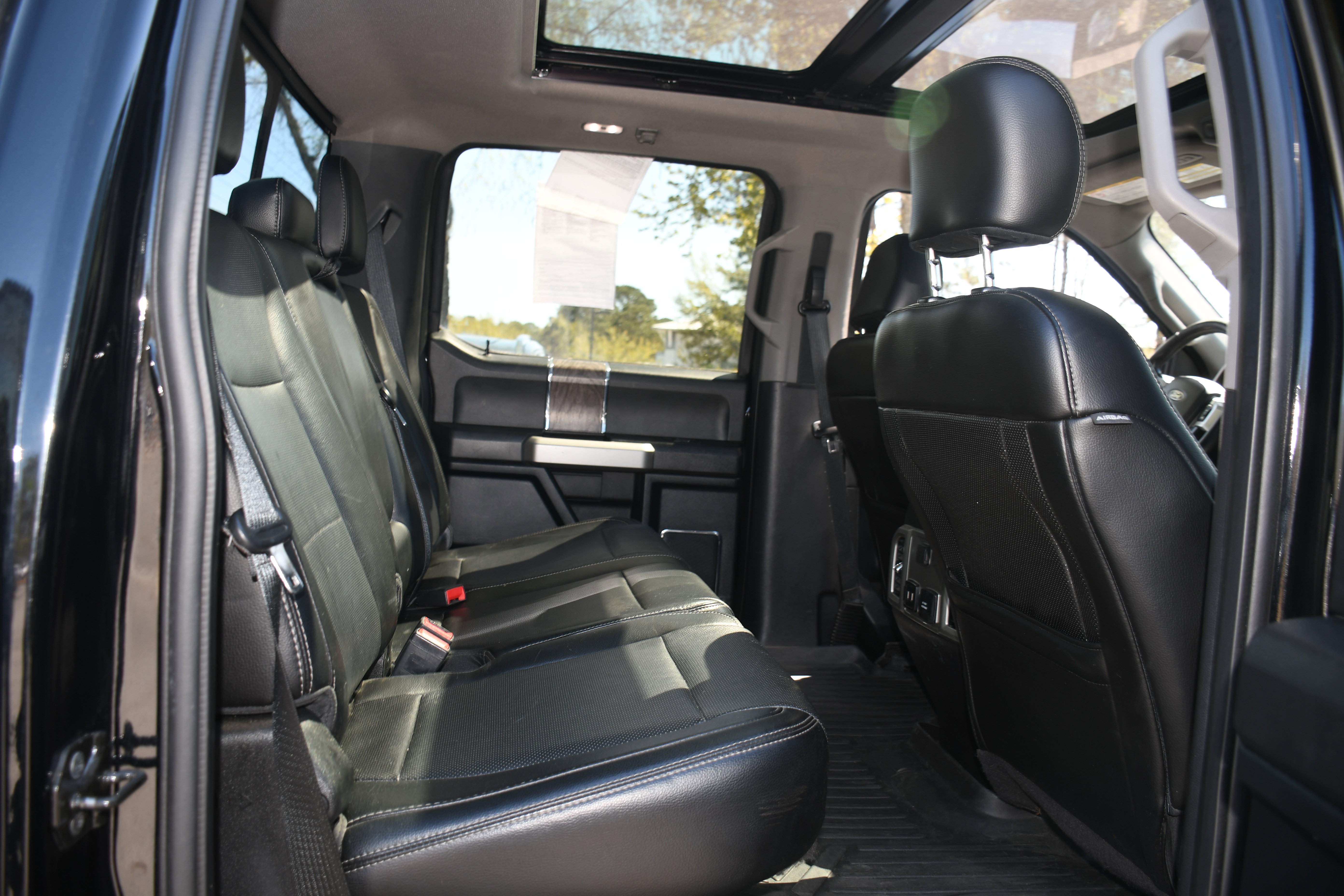 Used 2018 Ford F350 Lariat w/ Lariat Ultimate Package AWD/4WD image 20
