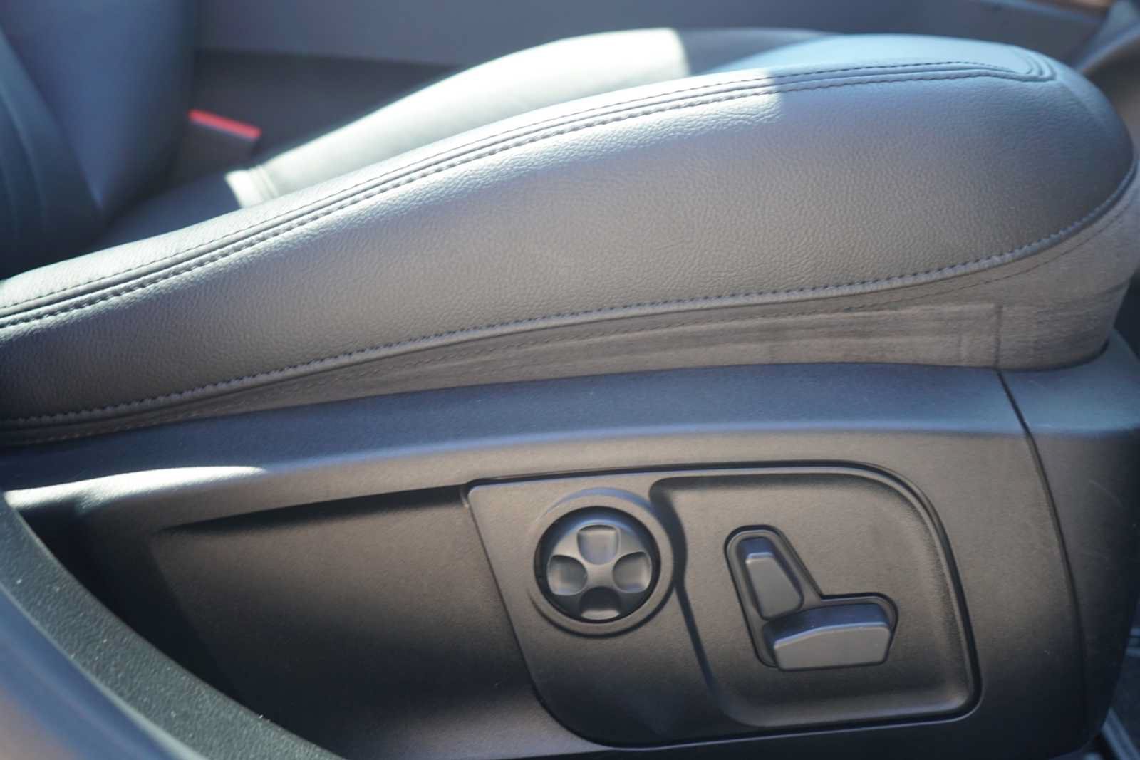 Used 2019 Maserati Ghibli S Q4 AWD/4WD image 26