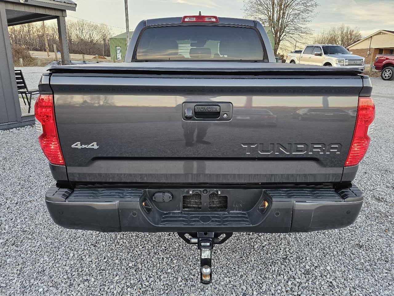Used 2020 Toyota Tundra SR5 w/ SR5 Convenience Package image 8