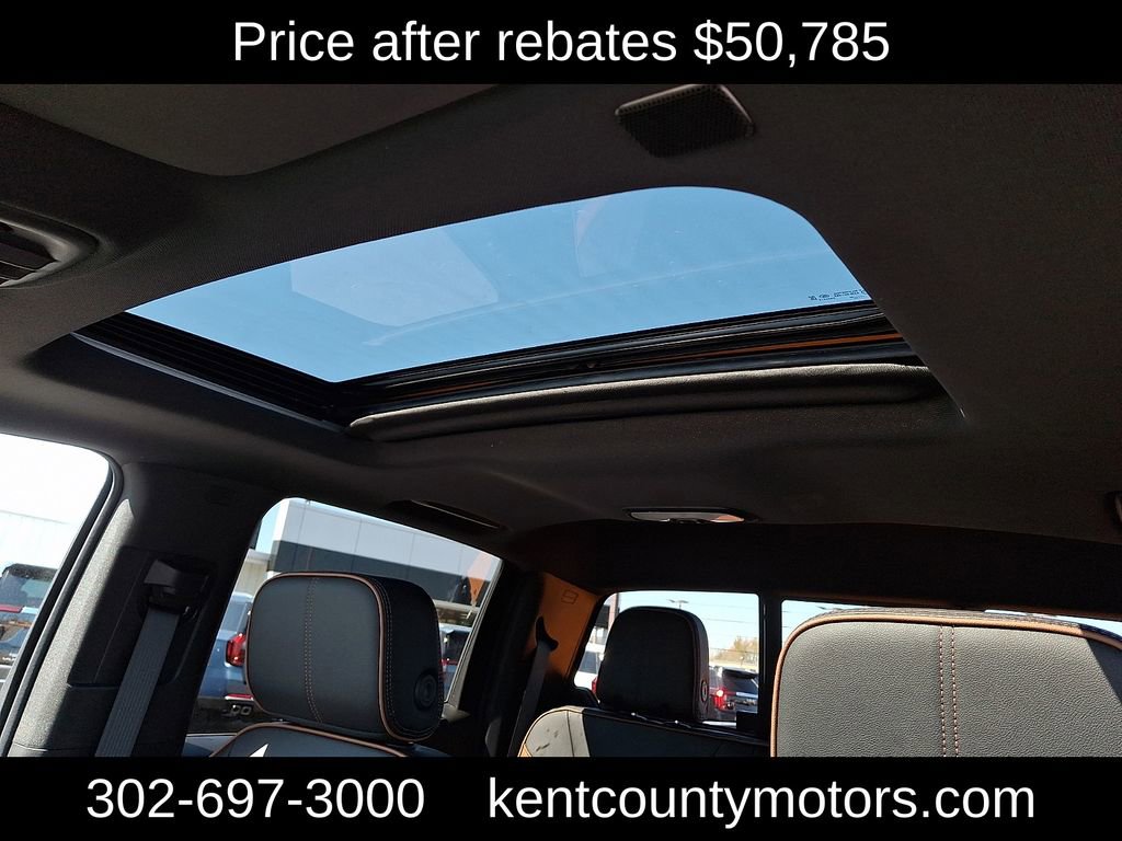 New 2026 GMC Canyon AT4 image 13