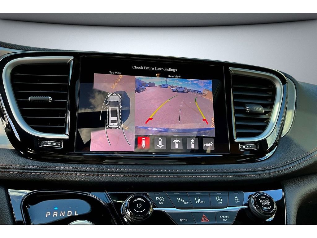 Used 2024 Chrysler Pacifica Pinnacle image 28