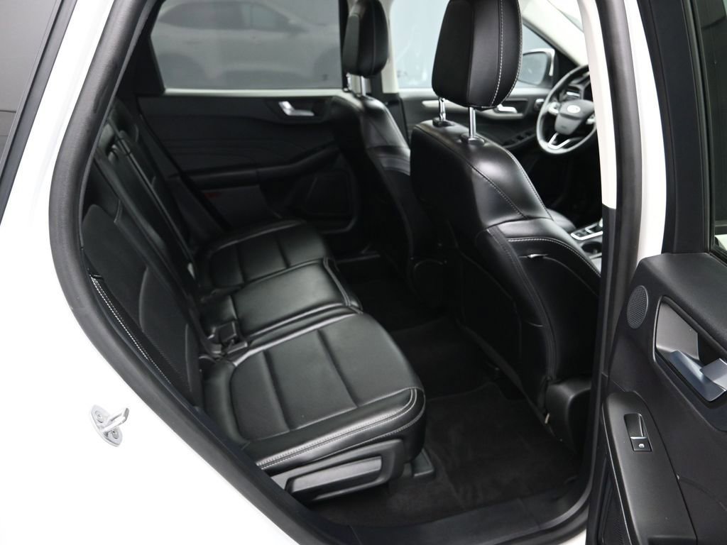 Used 2022 Ford Escape SEL w/ Technology Package image 25