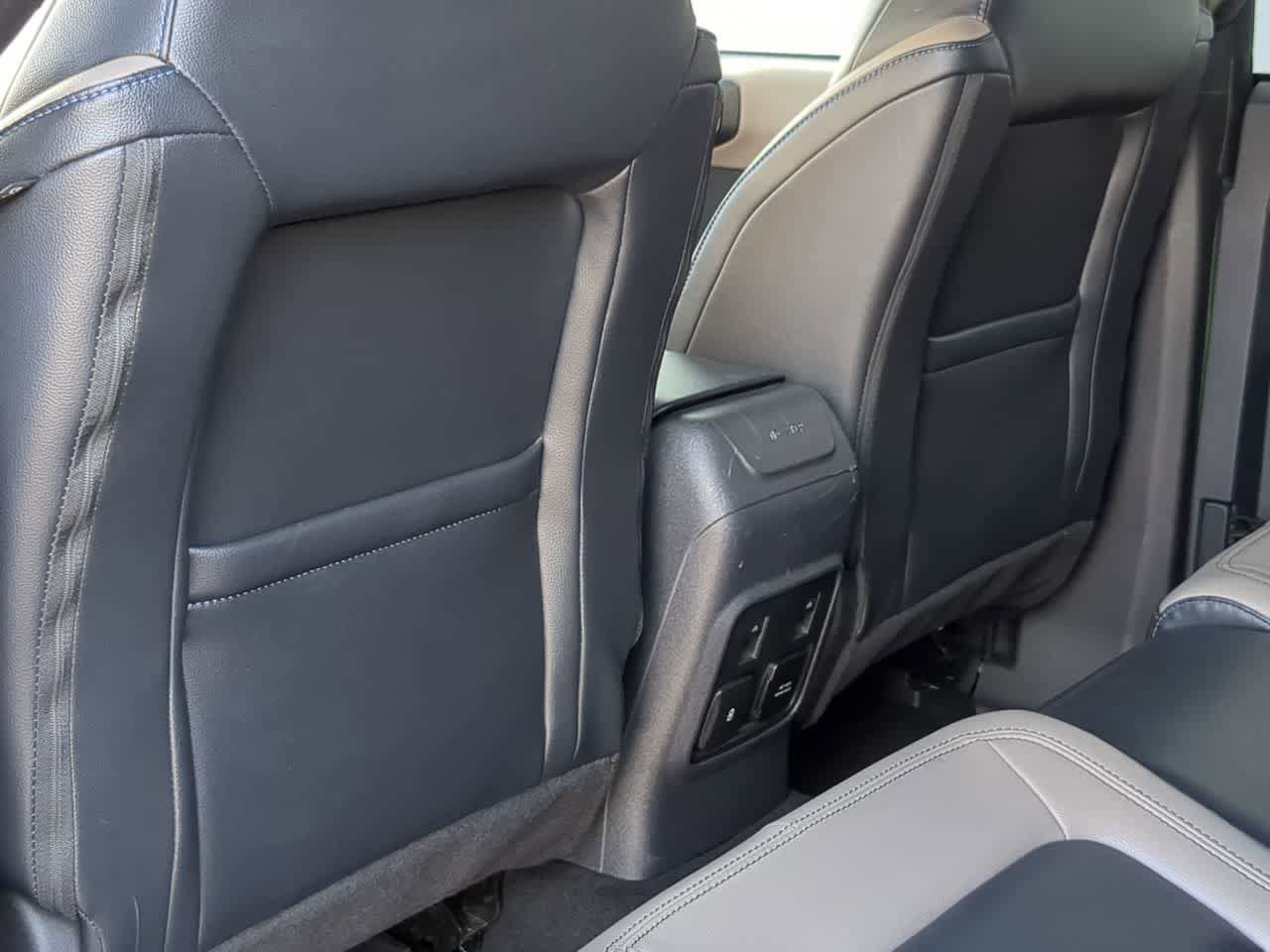 Used 2023 Ford Bronco Wildtrak image 18