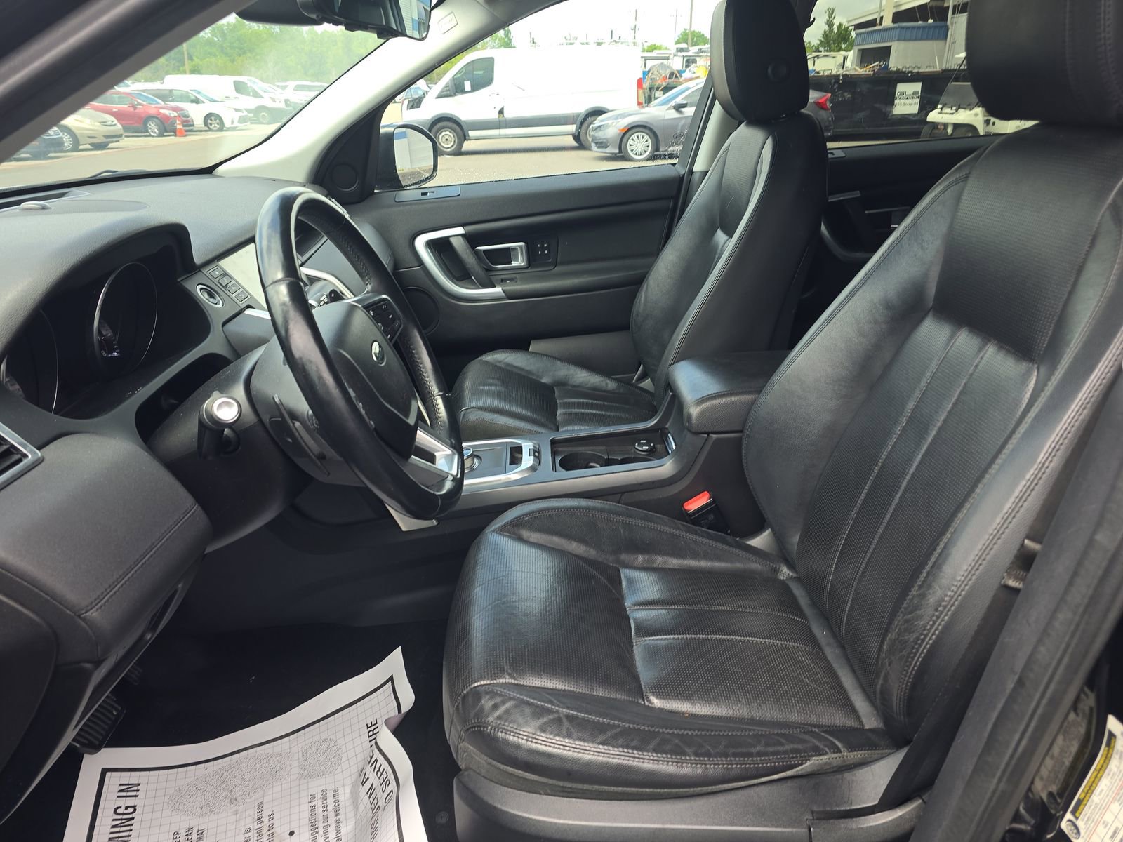 Used 2016 Land Rover Discovery Sport HSE image 8