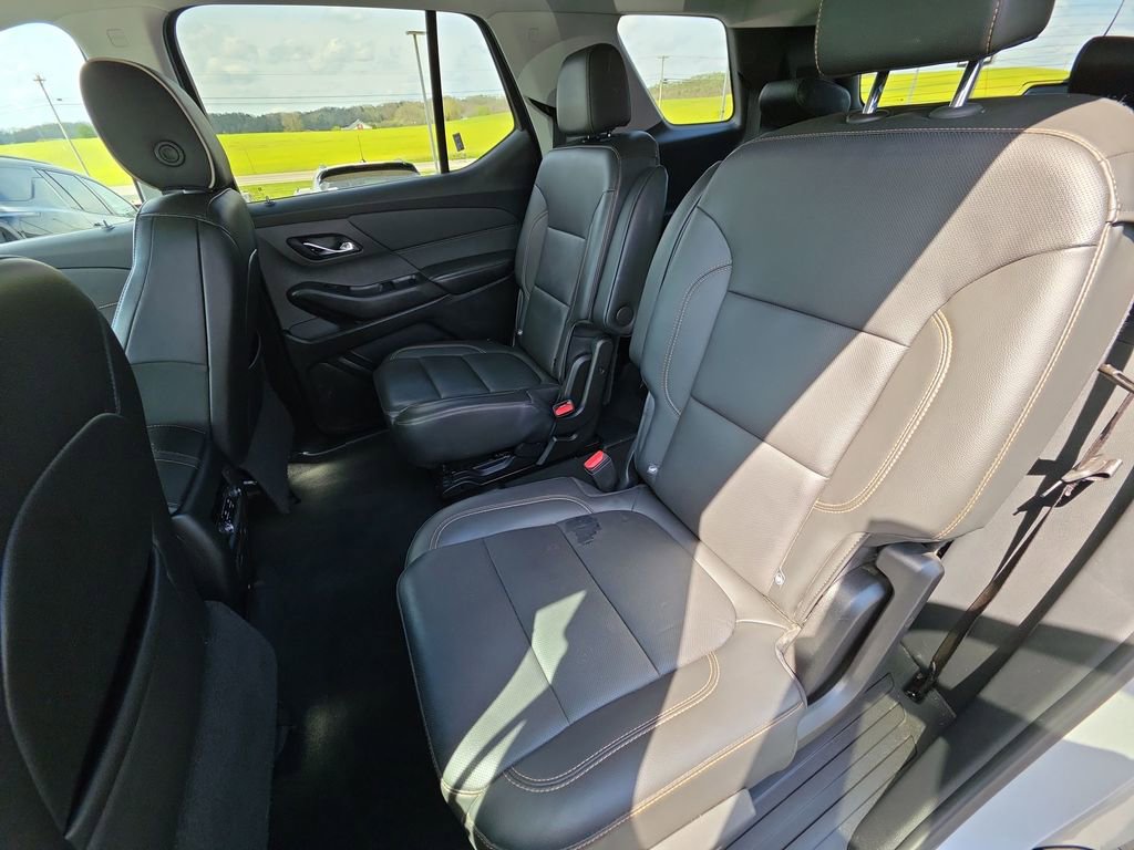 Used 2021 Chevrolet Traverse Premier w/ Redline Edition image 22