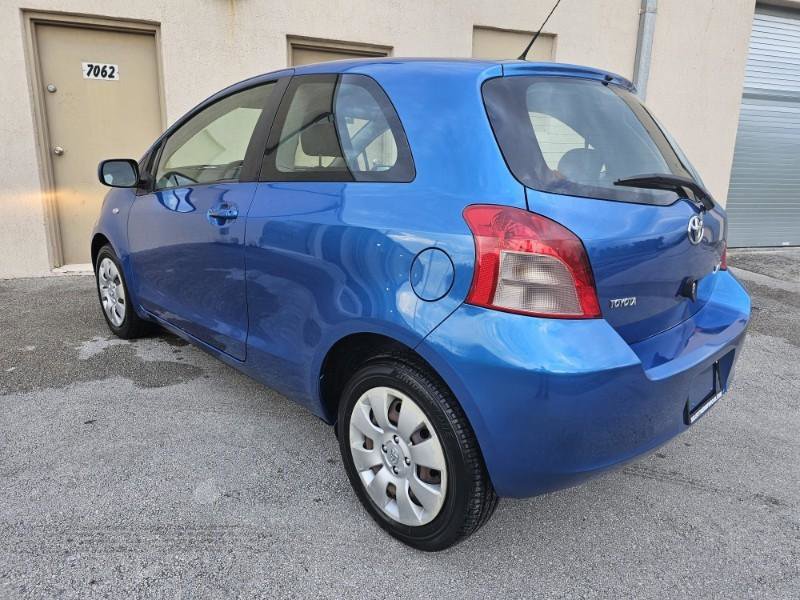 Used 2007 Toyota Yaris 2-Door Hatchback FWD image 5