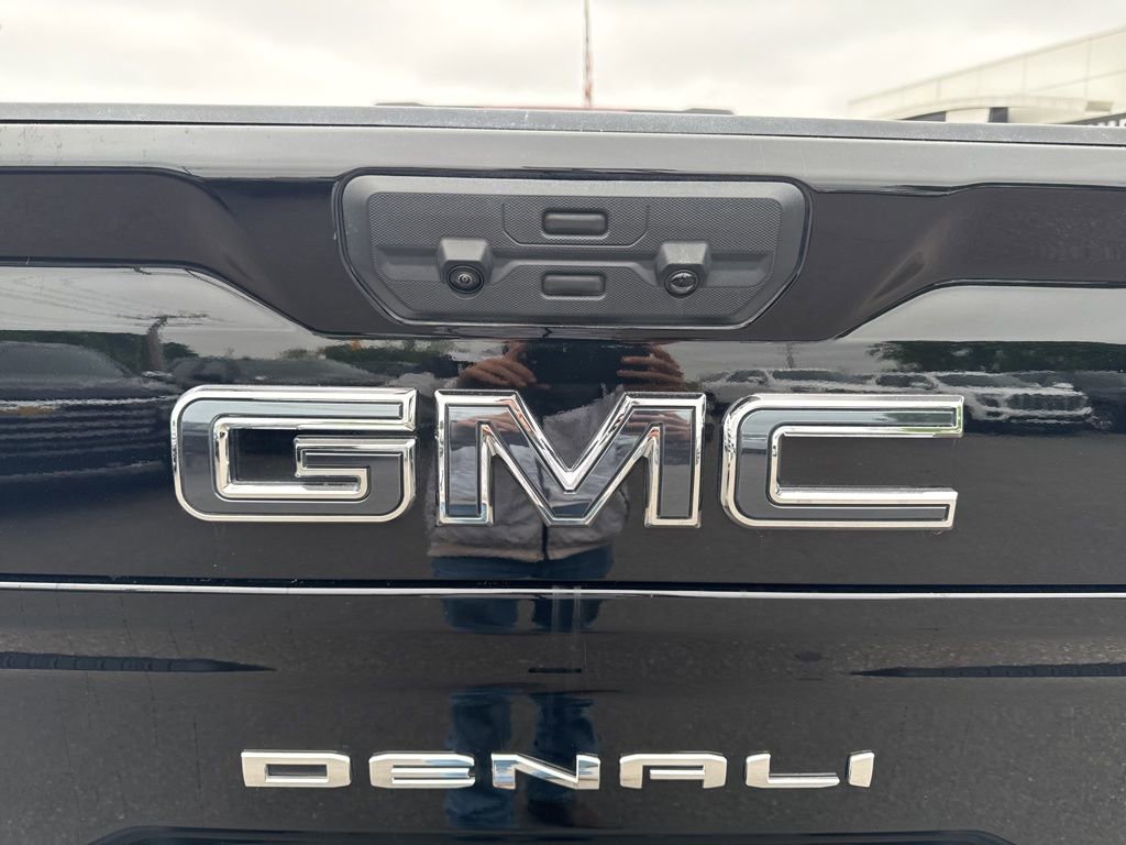 Used 2024 GMC Sierra 3500 Denali Ultimate AWD/4WD image 31