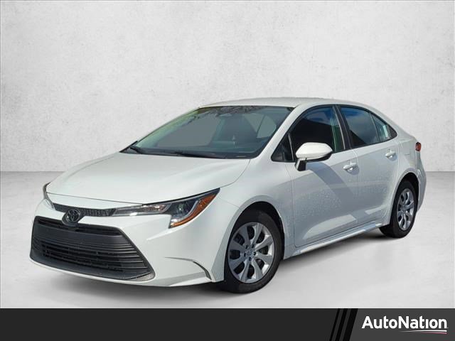 Used 2024 Toyota Corolla LE image 1