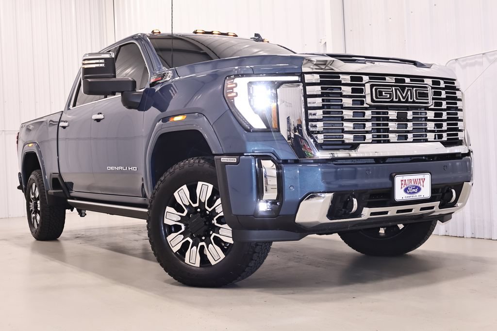 Used 2025 GMC Sierra 2500 Denali w/ Denali Reserve Package AWD/4WD image 41
