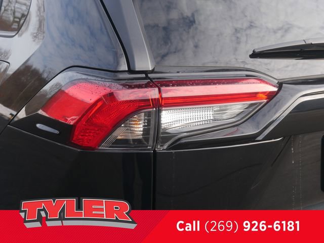 Used 2024 Toyota RAV4 Adventure AWD/4WD image 12