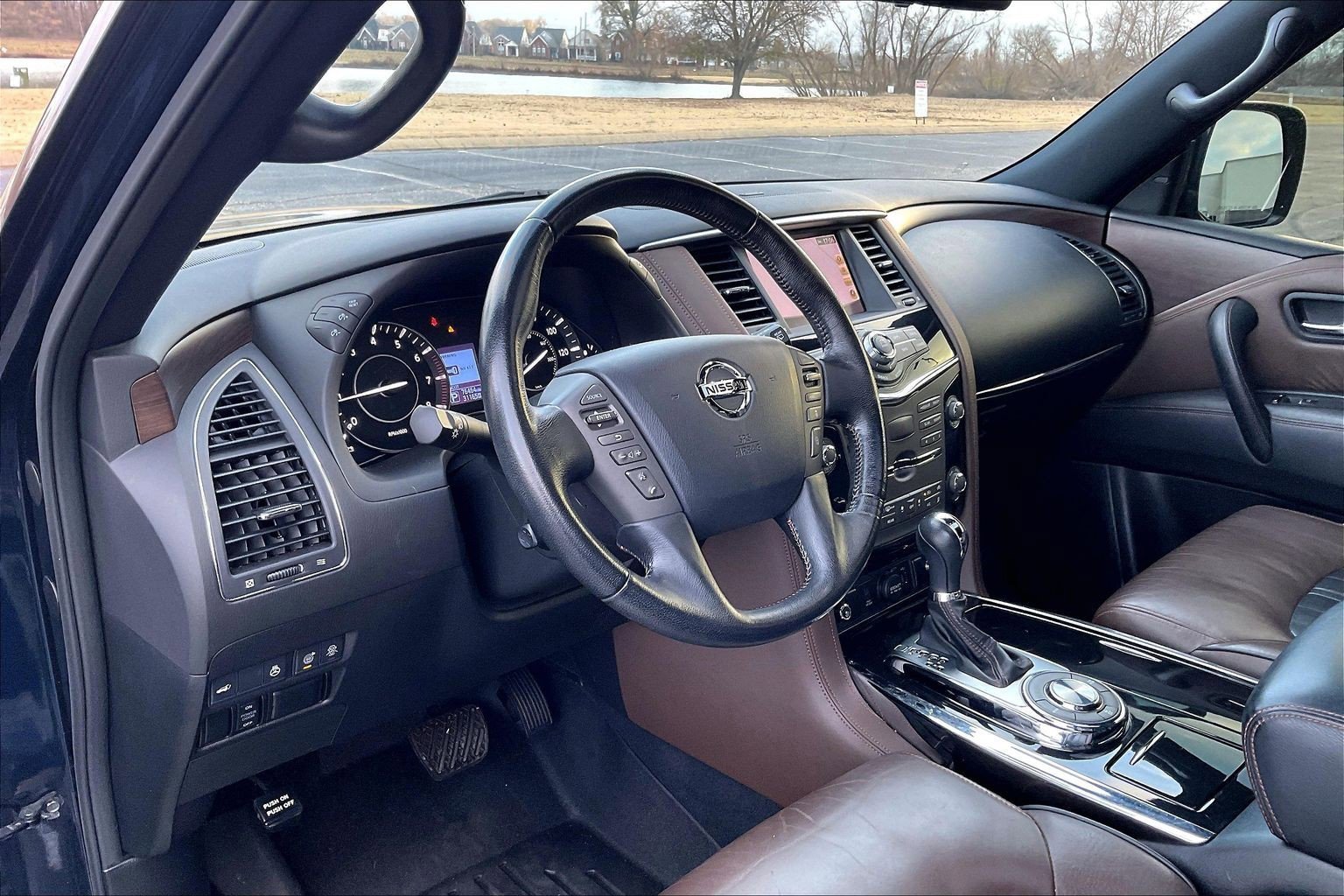 Used 2020 Nissan Armada Platinum w/ Platinum Reserve Package image 15