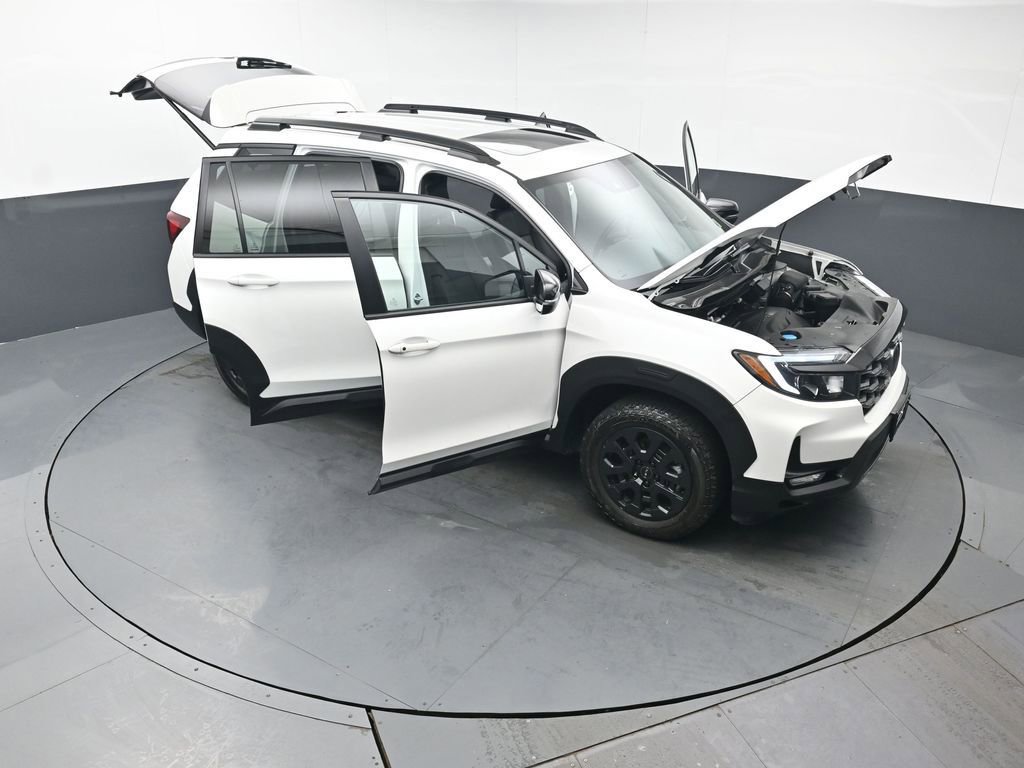 Used 2023 Honda Passport TrailSport image 50