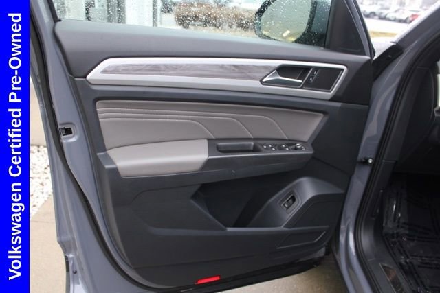 Used 2022 Volkswagen Atlas Cross Sport SE w/ Panoramic Sunroof Package image 20