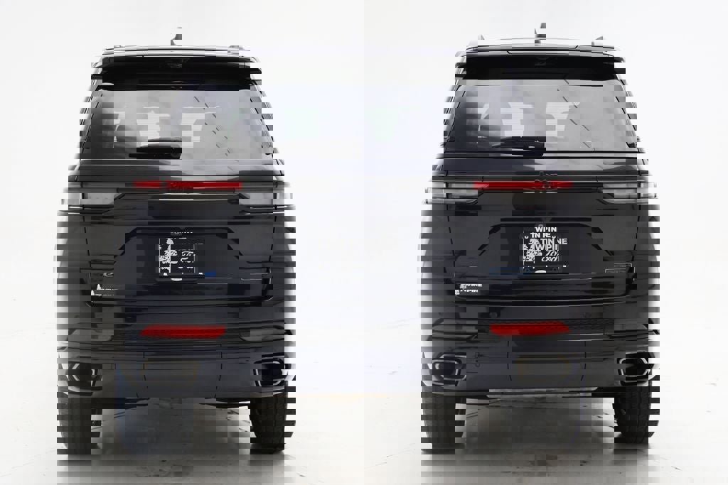 Used 2023 Jeep Grand Cherokee 30th Anniversary image 7