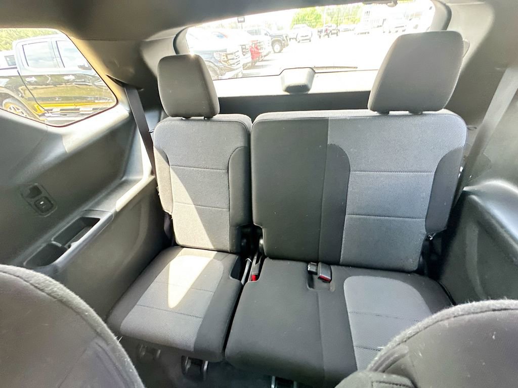 Used 2023 Chevrolet Traverse LT AWD/4WD image 28