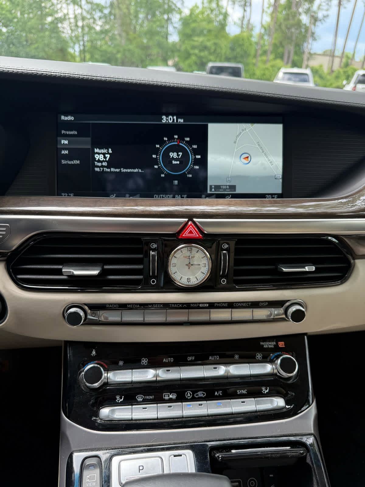 Used 2018 Genesis G90 5.0 Ultimate AWD/4WD image 22
