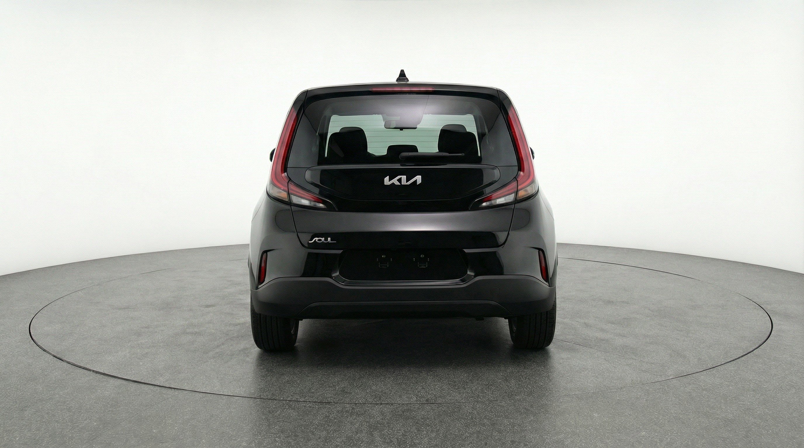 Used 2025 Kia Soul LX w/ LX Technology Package image 7