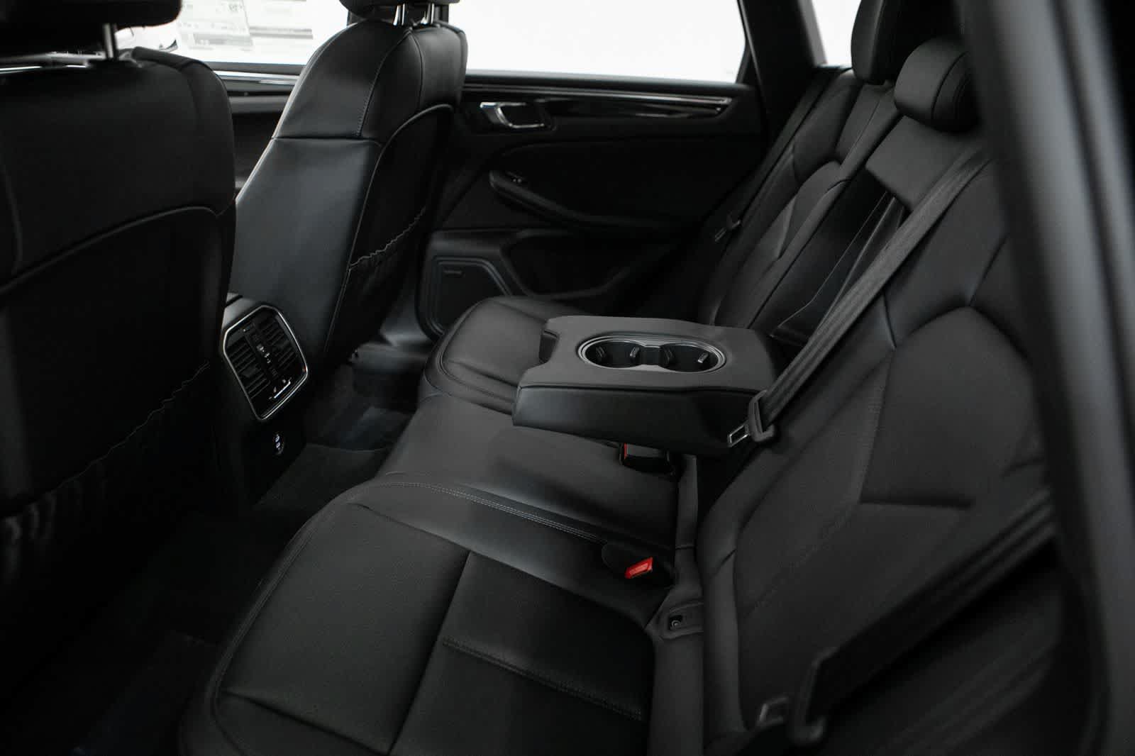New 2026 Porsche Macan S AWD/4WD image 36