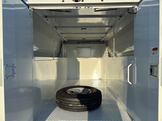 New 2025 Chevrolet Express 3500 w/ Power Convenience Package image 8