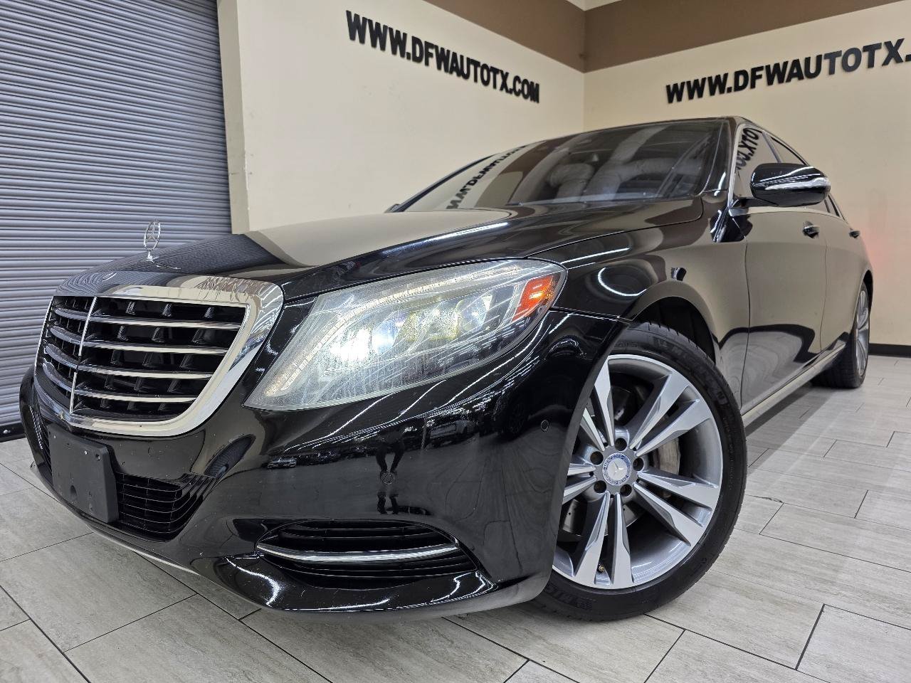 Used 2017 Mercedes-Benz S 550 Sedan image 2