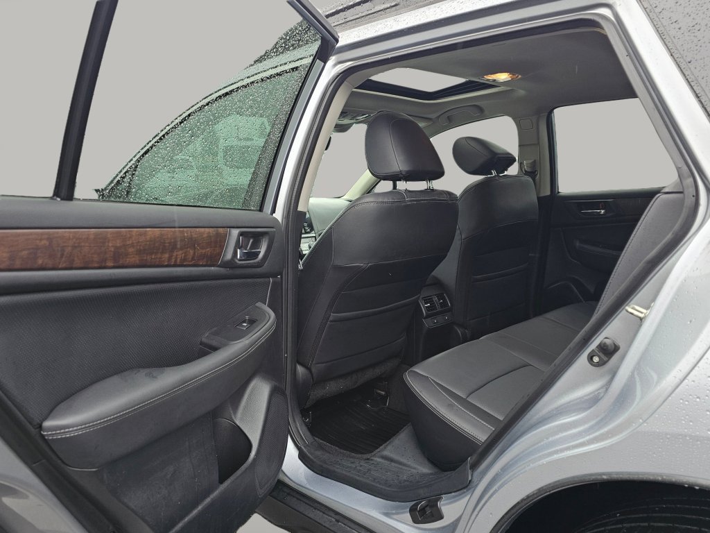 Used 2017 Subaru Outback 2.5i Limited image 22