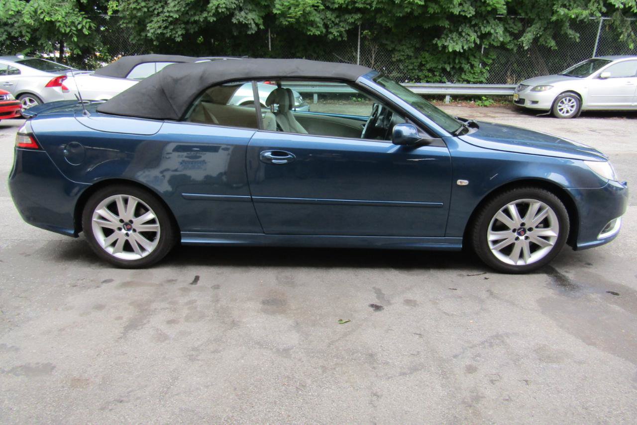 Used 2008 Saab 9-3 Aero w/ Touring Package FWD image 24