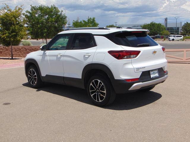 Used 2025 Chevrolet TrailBlazer LT AWD/4WD image 6