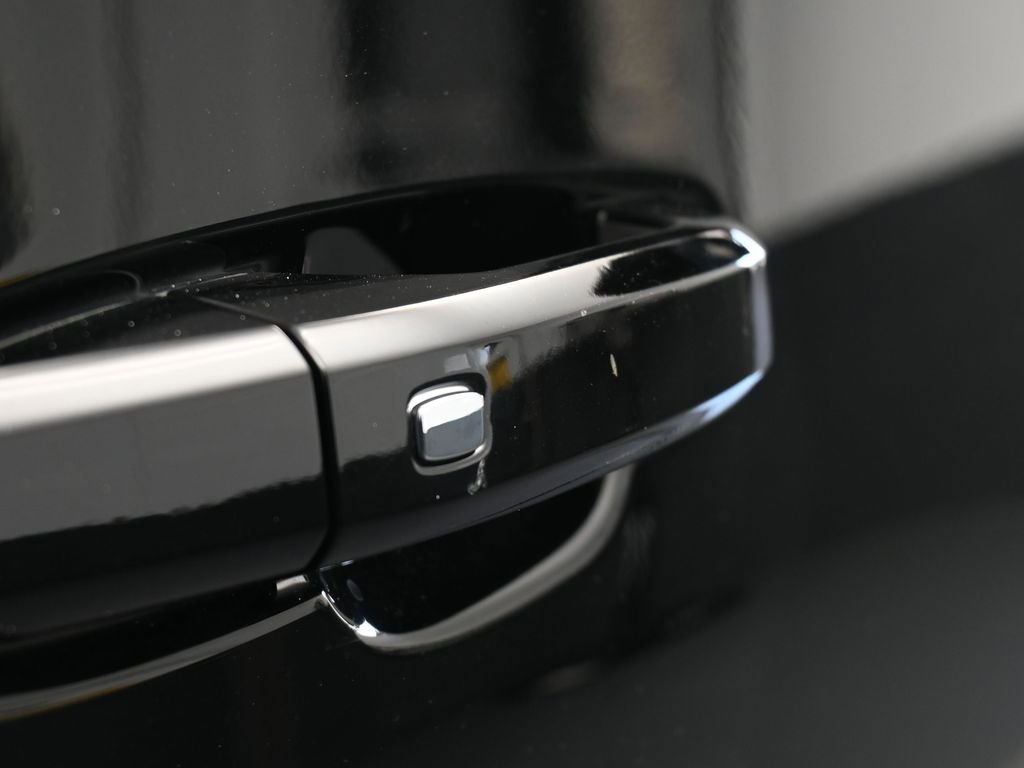 Used 2024 Chevrolet Tahoe LT image 44