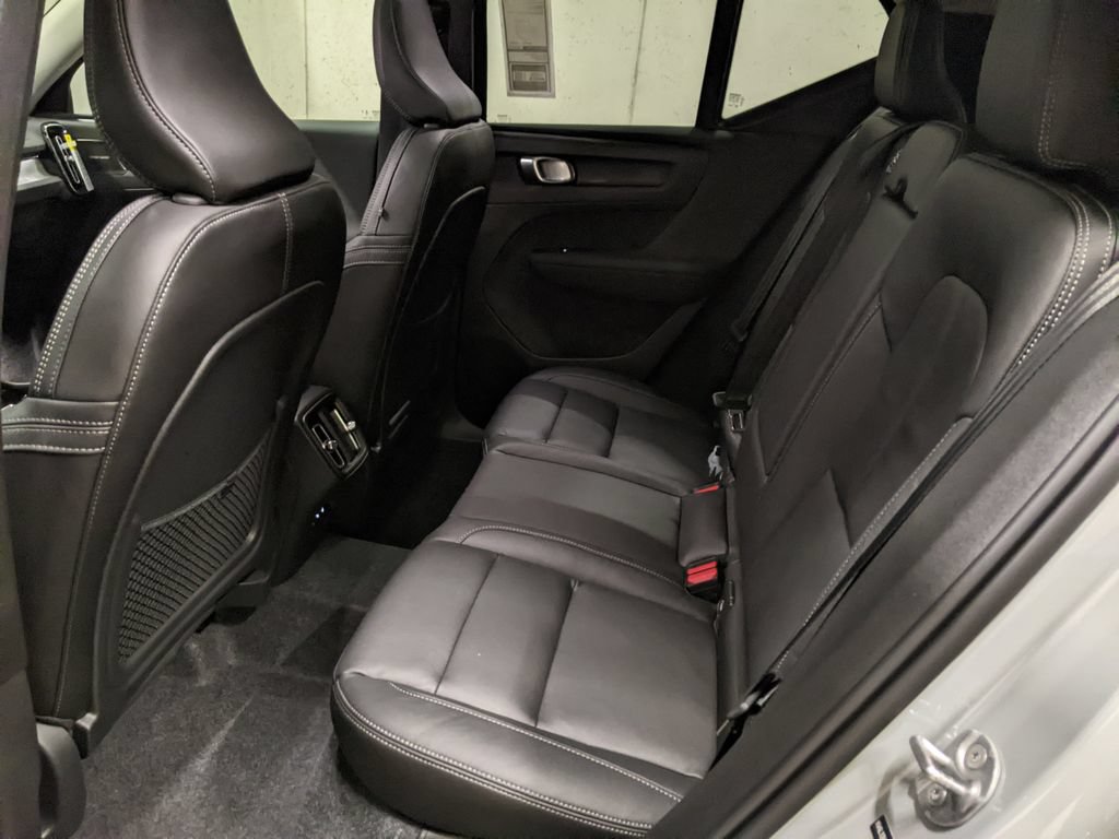 New 2026 Volvo XC40 B5 Ultra w/ Protection Package Premier AWD/4WD image 23
