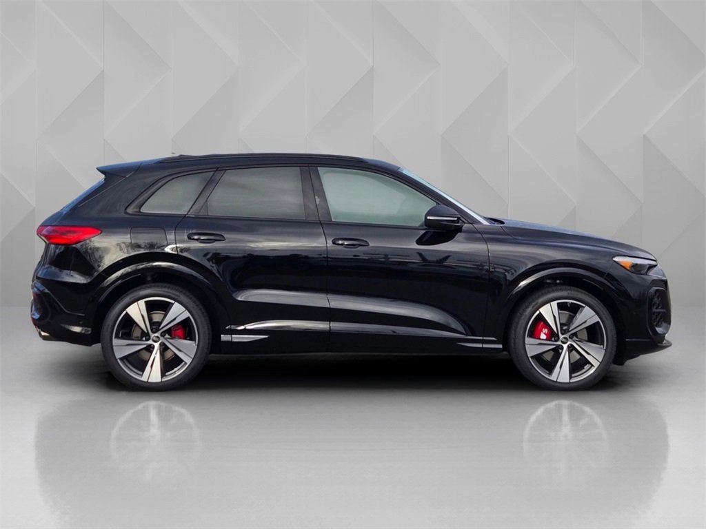 New 2025 Audi SQ5 Premium Plus image 7