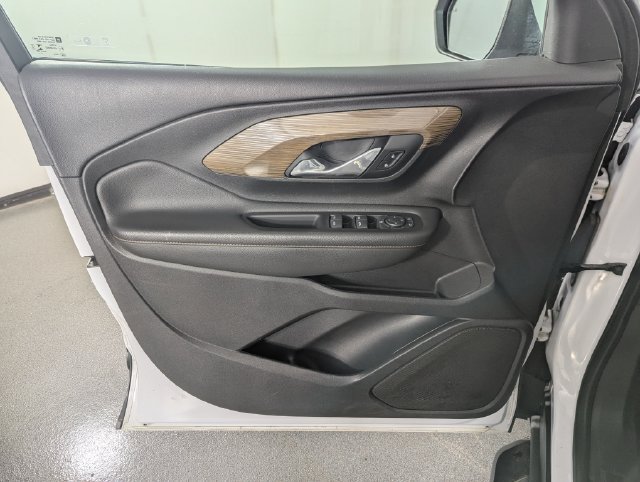 Used 2018 GMC Terrain SLE w/ GMC Pro Grade Package AWD/4WD image 14