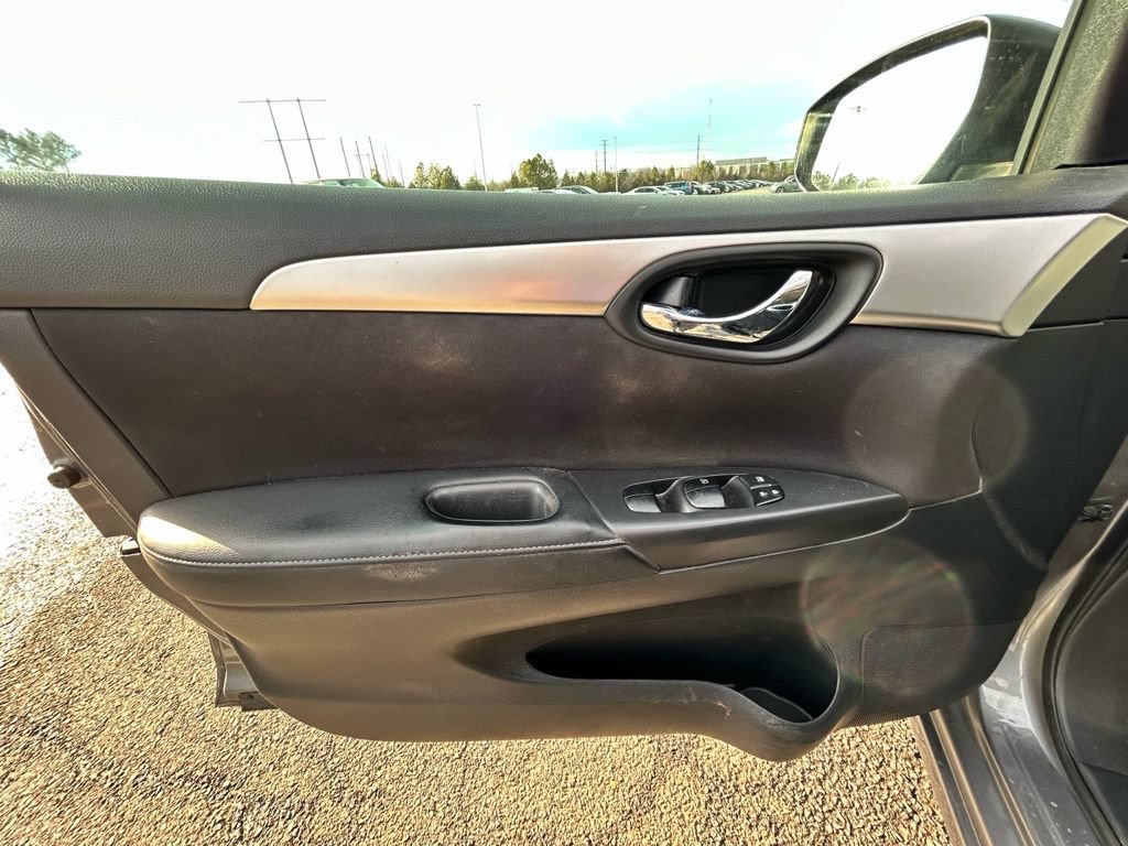 Used 2017 Nissan Sentra S FWD image 16
