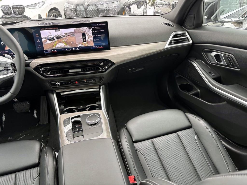 Certified 2025 BMW 330i xDrive Sedan image 33
