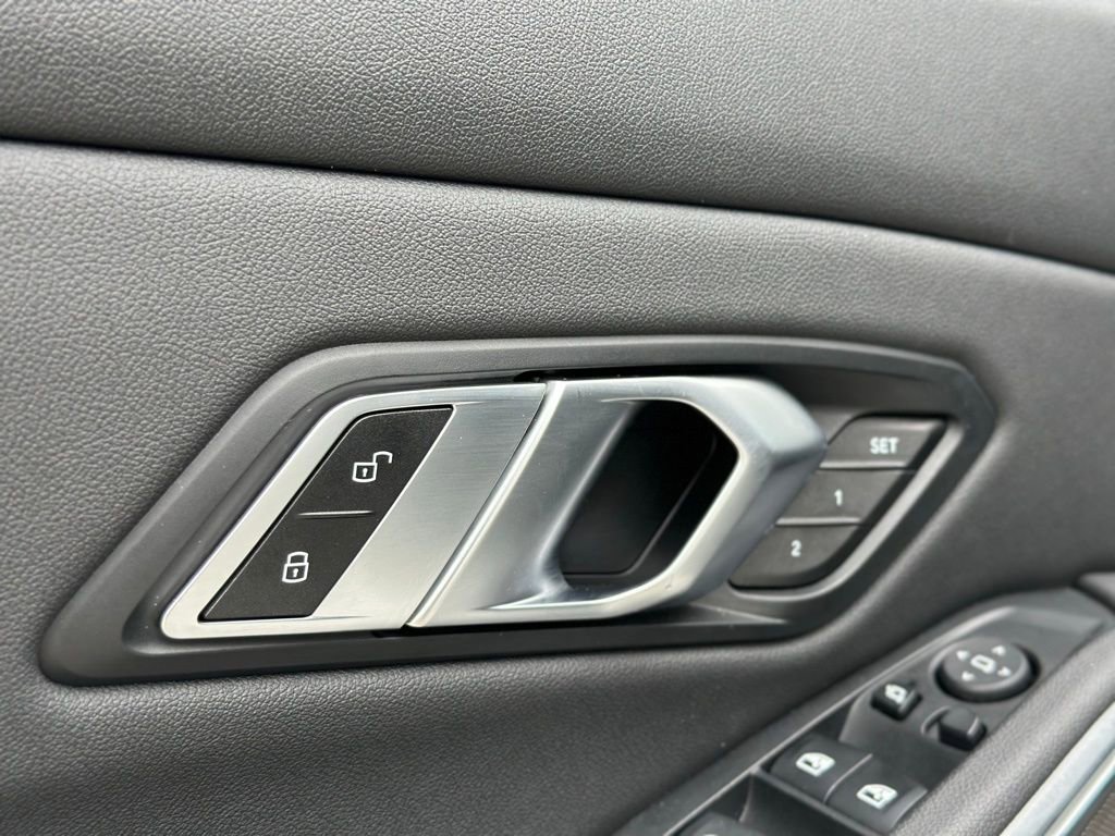 Used 2021 BMW M340i xDrive w/ Premium Package AWD/4WD image 18