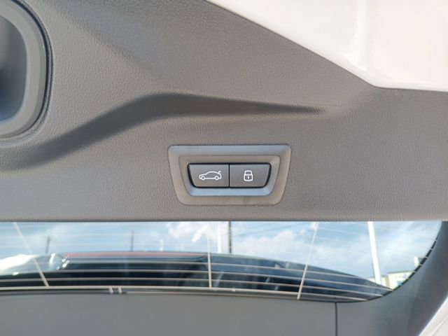 New 2026 BMW X5 xDrive50e image 11