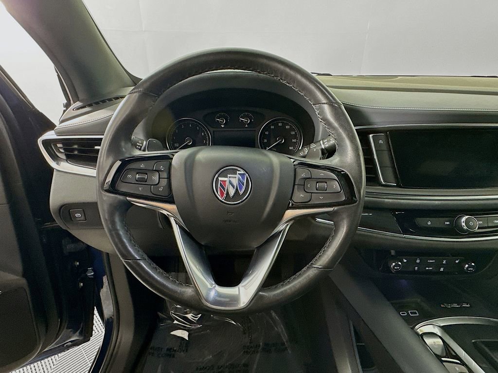 Used 2023 Buick Enclave Essence image 14