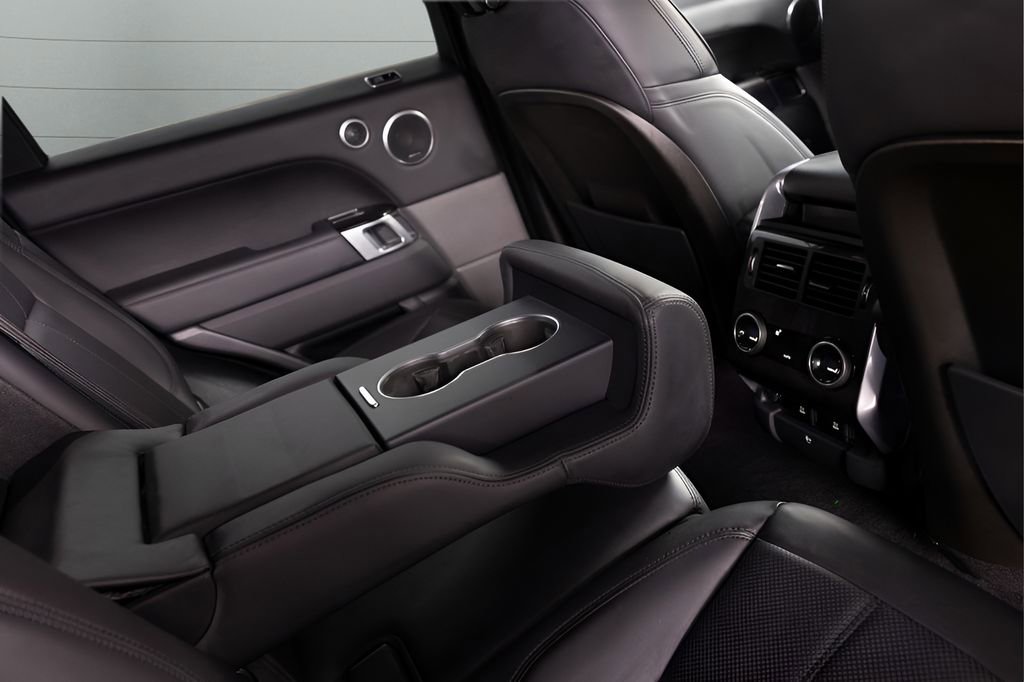 Used 2020 Land Rover Range Rover Sport HSE Dynamic image 75